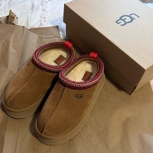 Ugg Platform Tazz Slippers Size 7